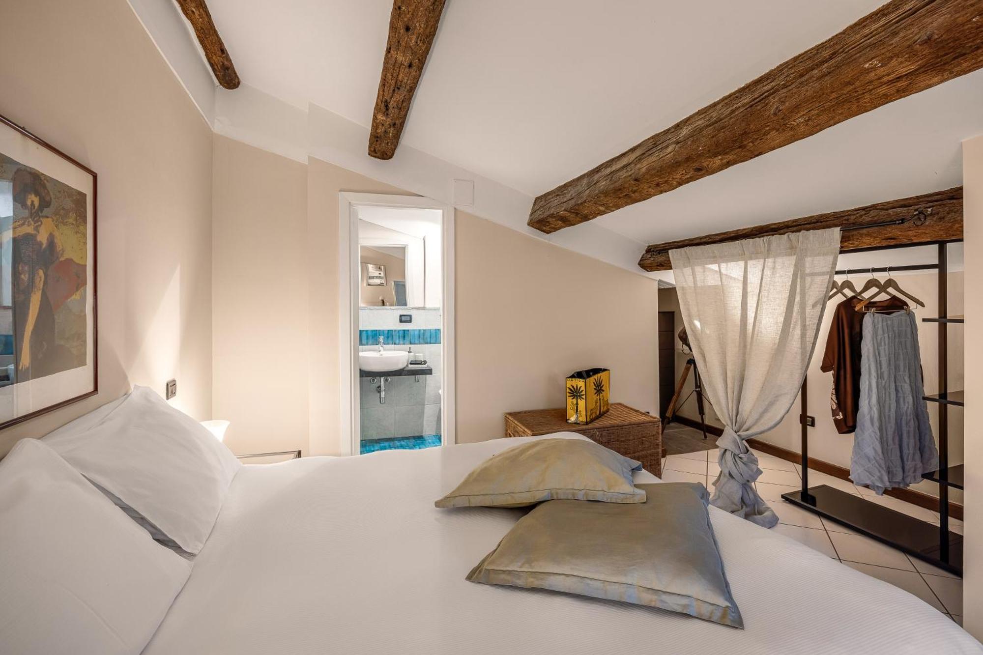 B&B Sant'Agostino Palermo Bagian luar foto