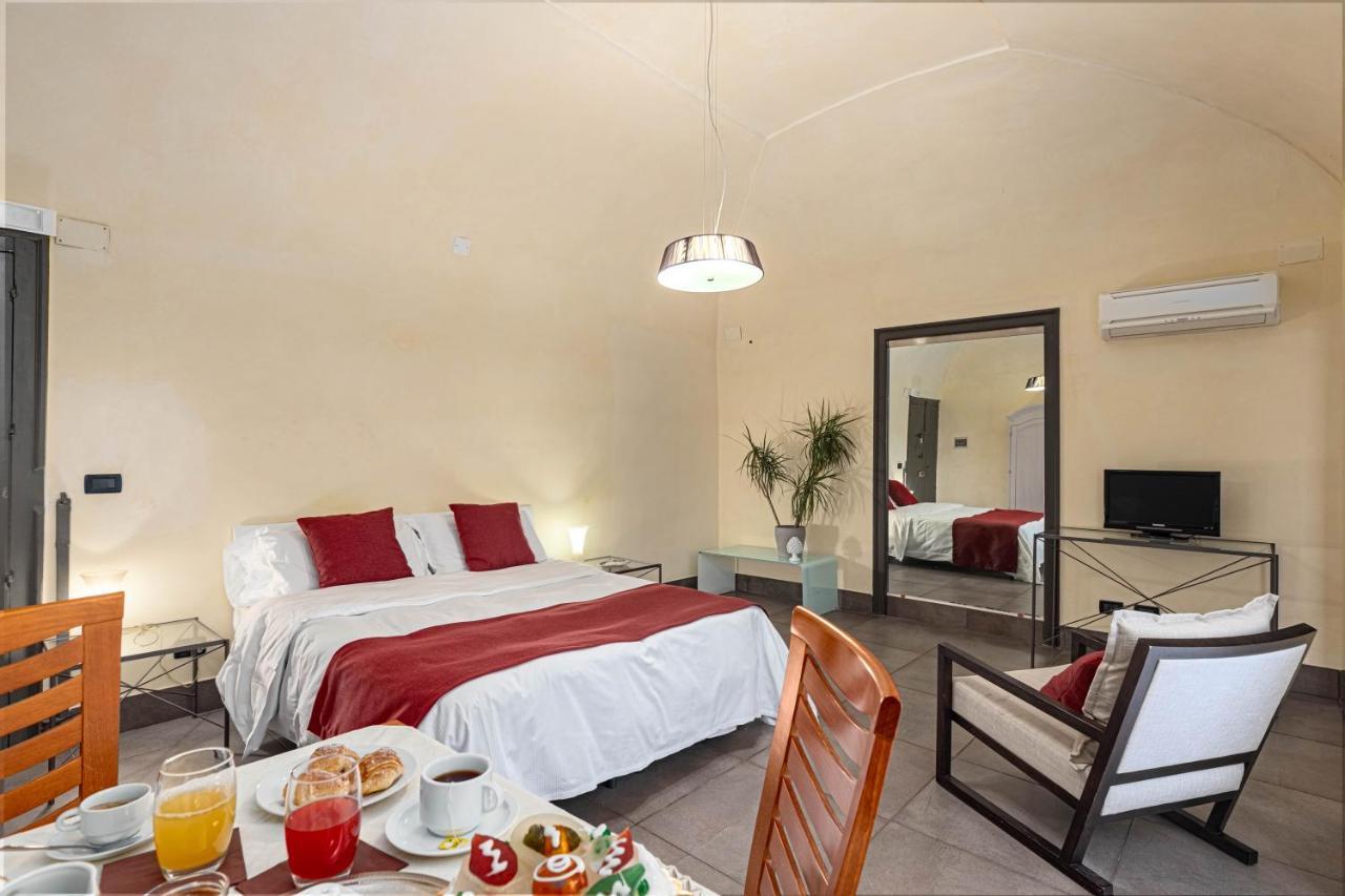 B&B Sant'Agostino Palermo Bagian luar foto