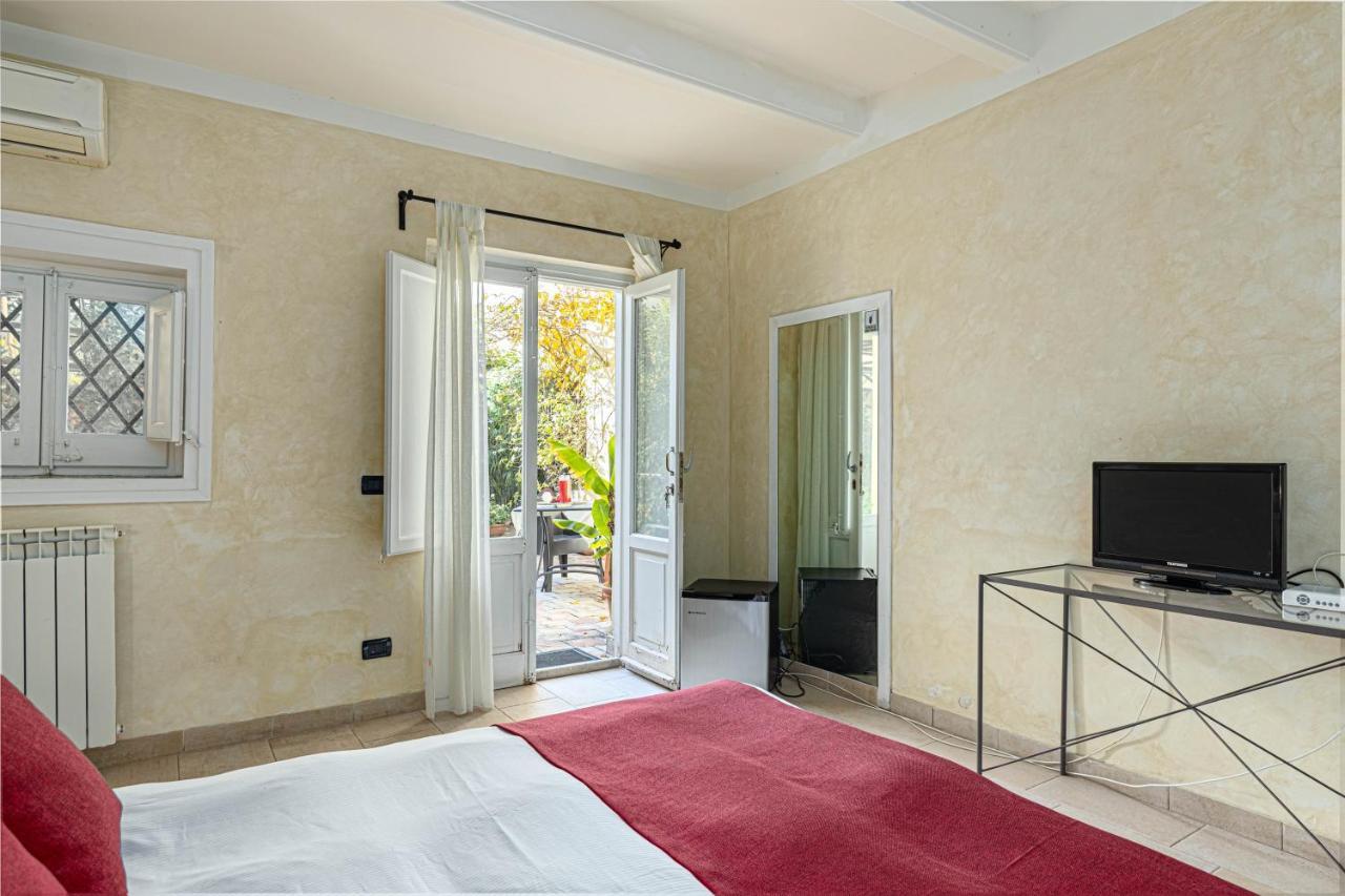 B&B Sant'Agostino Palermo Bagian luar foto