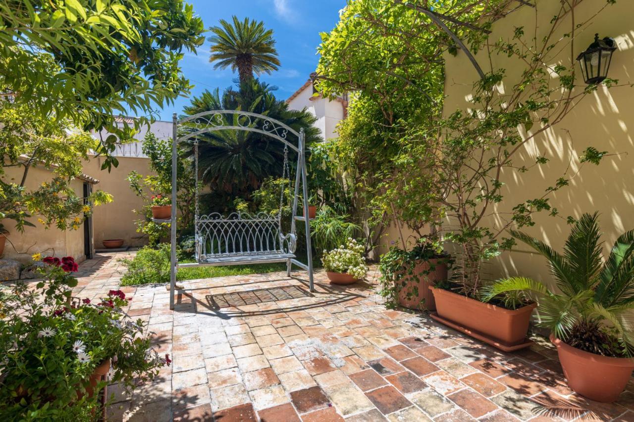 B&B Sant'Agostino Palermo Bagian luar foto